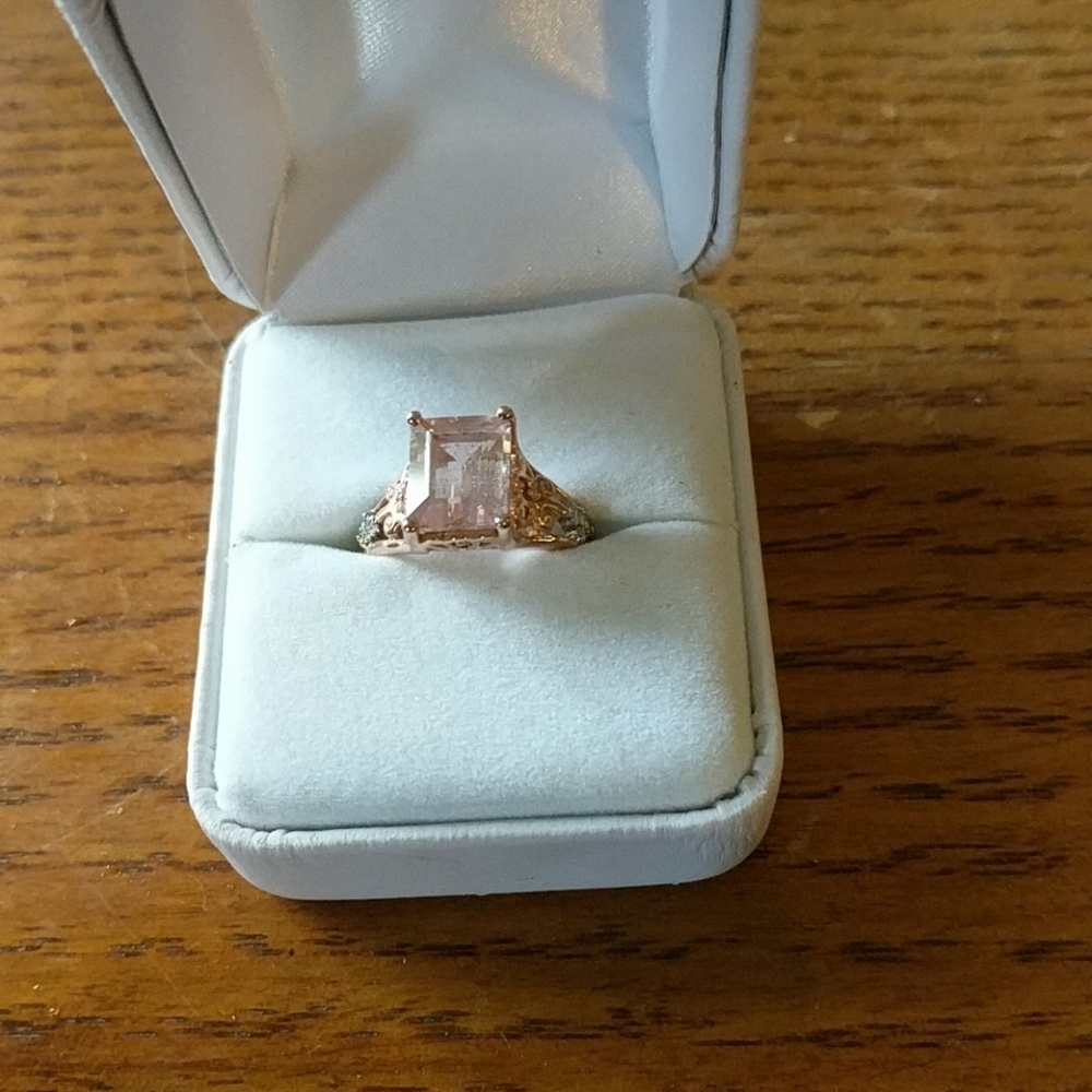 Morganite ring in 14k rose gold. Diamond accents
